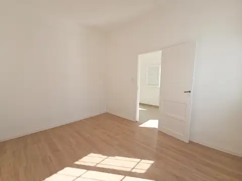 Casa 2 ambientes con 1 baño