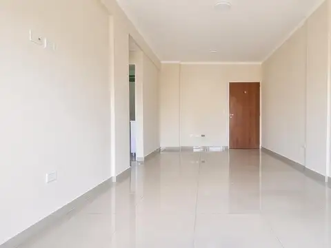 Departamento en Alquiler en Villa Ballester, $ 830.000