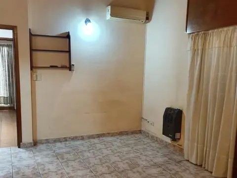 Departamento 2 ambientes C/cochera en Villa de Mayo