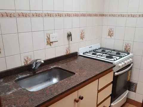 Departamento en Alquiler en Villa de Mayo, $ 500.000