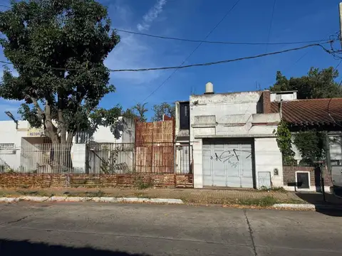 Calle Avellaneda 400