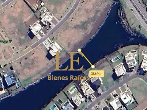 Venta de Lote en Barrio Riberas, 100 % Financiado al agua