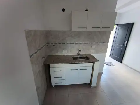 Depto Tipo Casa en Venta 4 años