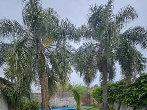 Lote en venta de 470 m² con piscina en Ituzaingó Sur