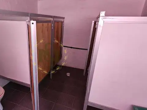 Galpon en Venta en La Paz, USD 1.000.000