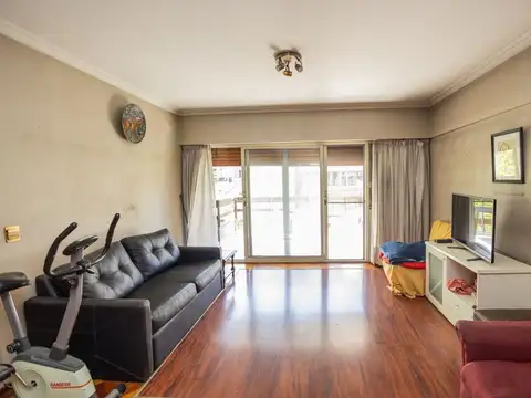 Departamento en Venta en Flores, USD 245.000