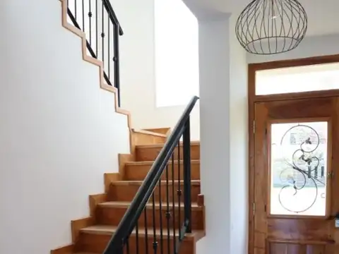 Casa en Alquiler de 4 dormitorios