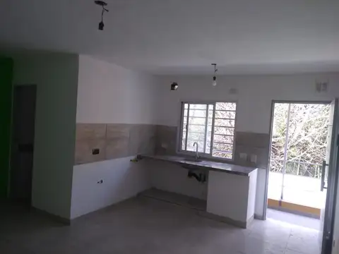 Depto Tipo Casa en Alquiler de Monoambiente