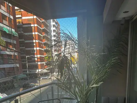 SEMIPISO 4 AMBIENTES CON BALCON AL FRENTE DE CATEGORÍA – SAN MARTÍN 859, AVELLANEDA