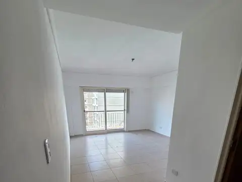 Bucarelli 2500, Piso 6