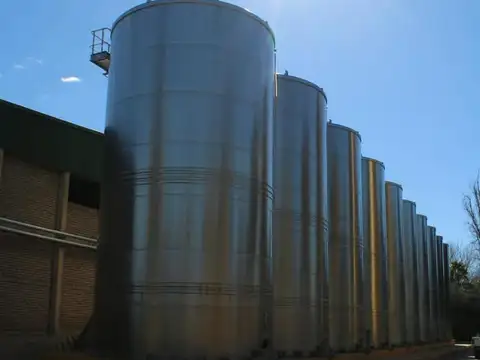 Bodega en alto del salvador