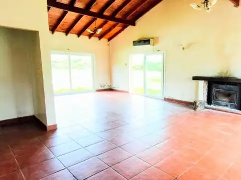 Casa en Alquiler en Belén de Escobar, USD 1.200