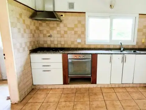 Casa 5 amb con parque, quincho y pileta - Escobar