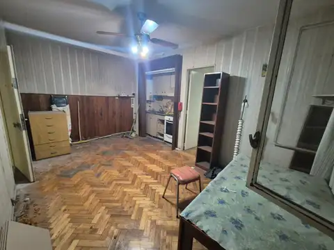 Departamento 2 ambientes a reciclar en Caballito