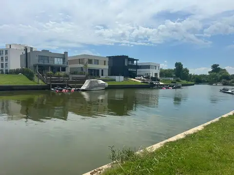 Terreno en Venta en Countries y Barrios Cerrados en Benavidez, USD 162.000