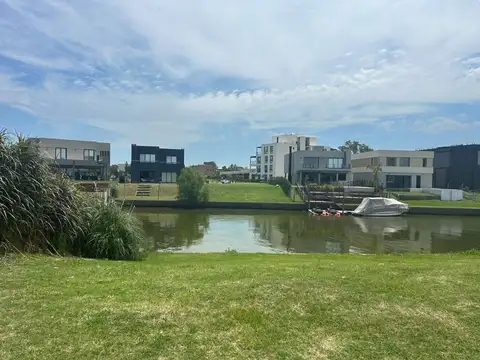 Venta Lote al agua río, Barrio El Canal Villanueva