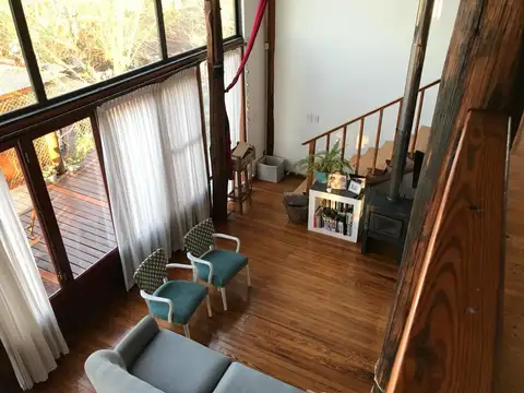 Casa 4 ambientes con 2 baños