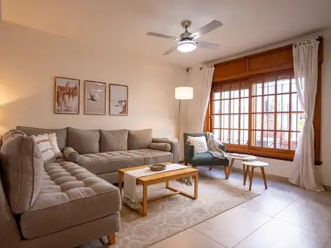 Casa en Venta en Banfield, USD 450.000
