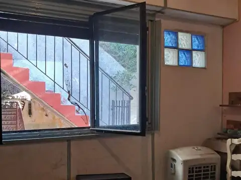 Depto Tipo Casa en Venta al Este