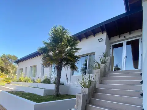 RESIDENCIAL 1 COSTA ESMERALDA