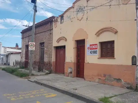 CASA A RECICLAR - VENTA 