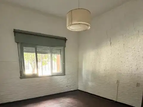 Depto Tipo Casa 2 ambientes con 1 baño