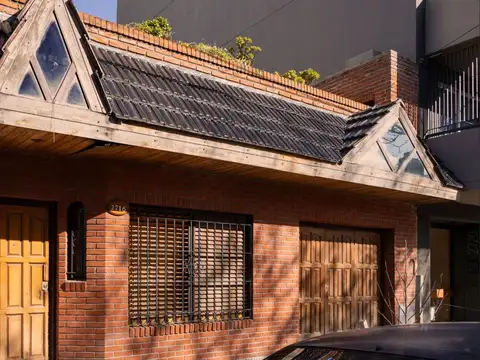 VENTA CASA VILLA DEL PARQUE COCHERA PATIO TERRAZA