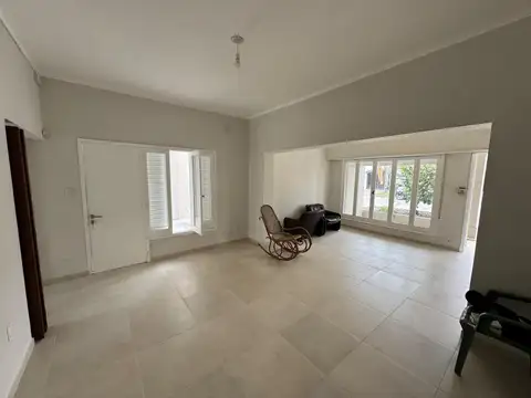 Casa en Alquiler al Este