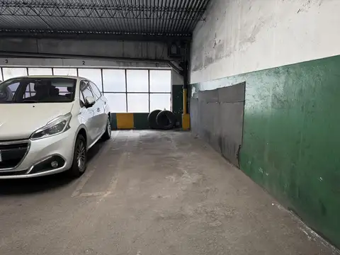 COCHERA FIJA 9 M²  LAS CAÑITAS VENTA SEGURIDAD 24 HS EXCELENTE ACCESO