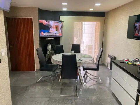 CASA  4 AMB. C/COC/FONDO LIBRE (SALTA 3200-SAN JUSTO)