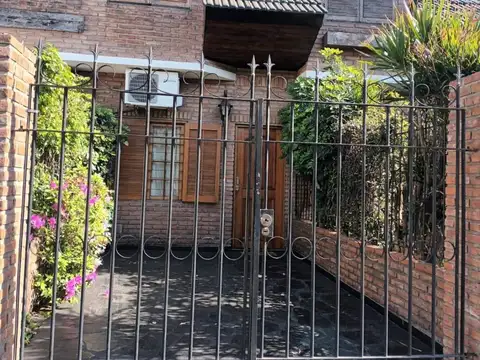 Duplex 3 ambientes en excelente estado y excelente ubicacion