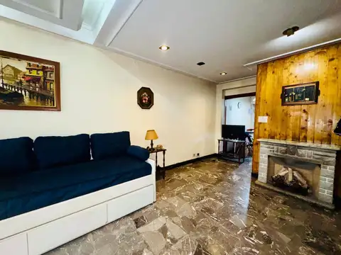 Depto Tipo Casa 4 ambientes con 2 baños