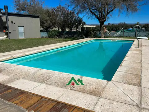 Casa en venta en Country Causana – 3 dormitorios, pileta, cochera doble y escritura apto crédito