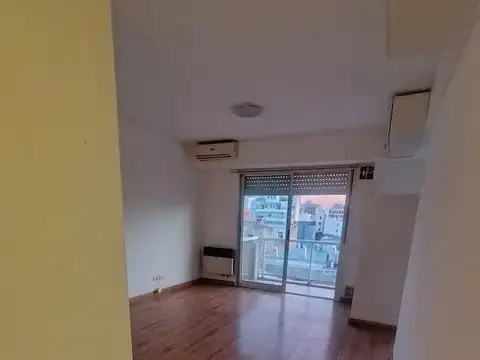Av Independencia 700, Piso 5