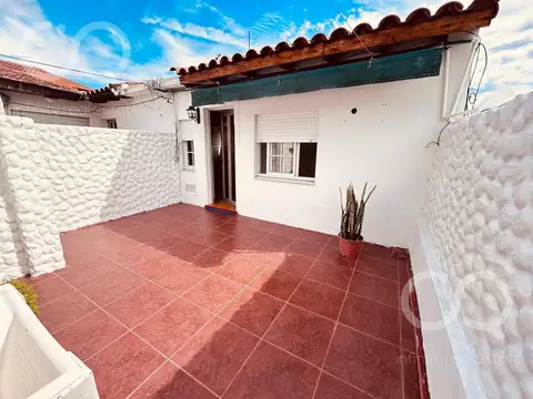Depto Tipo Casa en Venta de 2 ambientes