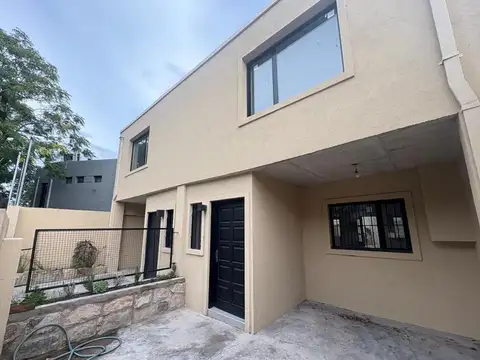 DUPLEX A ESTRENAR EN VENTA - Ituzaingó norte