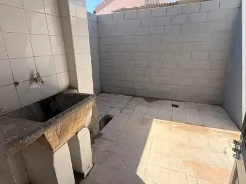 Departamento en Alquiler en San Lorenzo, $ 350.000