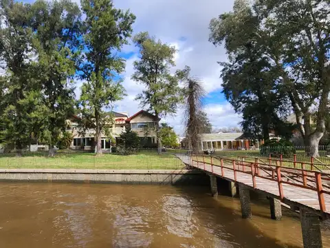 Venta Casa Dique Lujan Tigre al río Muelle Amarra