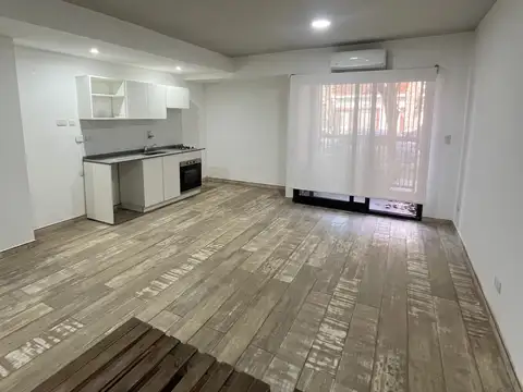 Departamento en Alquiler con 1 cochera