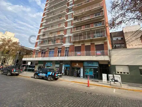 AV. SARMIENTO 1500, Piso 0