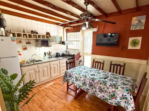 Chalet de 3 ambientes en planta baja / Barrio AEROPARQUE