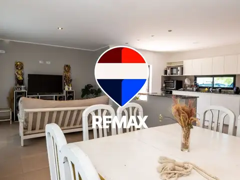 CASA 3 DORM VENTA B° PRIVADO LA VERBENA ZONA SUR