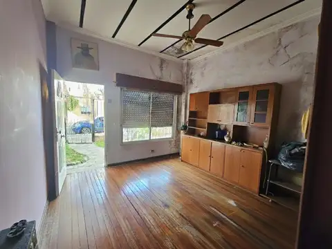 Casa en Venta en Caseros, USD 50.000