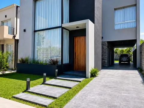 OPORTUNIDAD CASA MODERNA 4 AMB C JARDIN PISCINA ESCUCHA OFERTAS