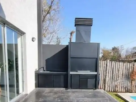 Casa en Venta en Ituzaingó, USD 349.990