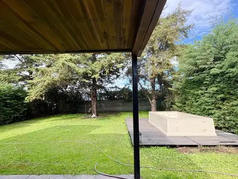 VENTA CASA 3 DORMITORIOS CAMPOS DE ESTHER 672 m²