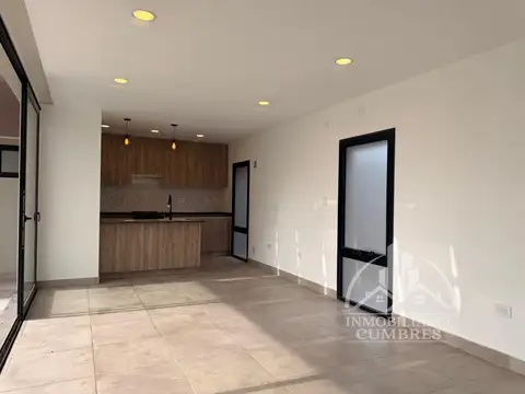 CASA EN VENTA ZONA SUR