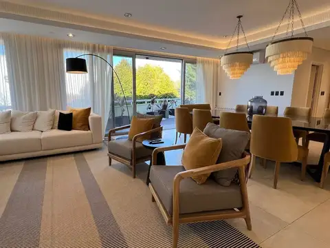 Casa 6 ambientes con 2 baños