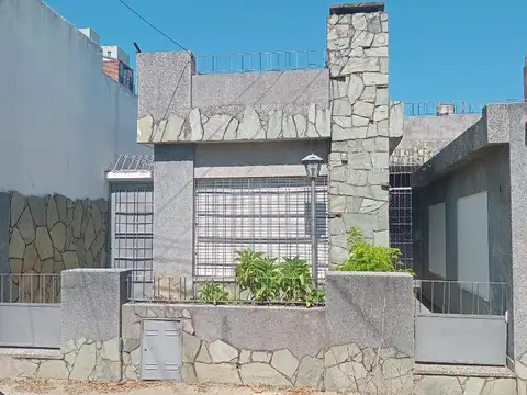 Casa en Venta en Rosario, USD 95.000