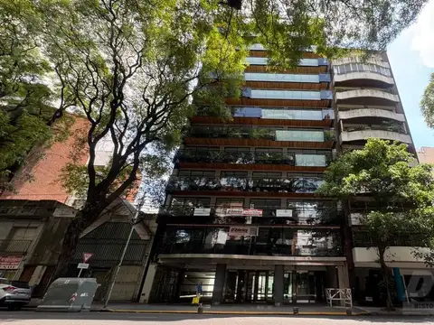Semi piso de 3 dormitorios en suite,  2 cocheras  en venta y/o alquiler en Caballito